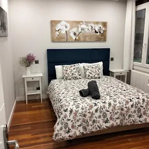 Guest house Guggenheim Riverview Hbi01297, Bilbao
